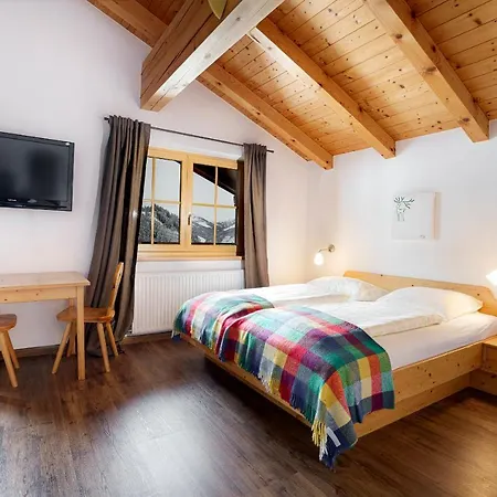Maierhof Apartments Apartment