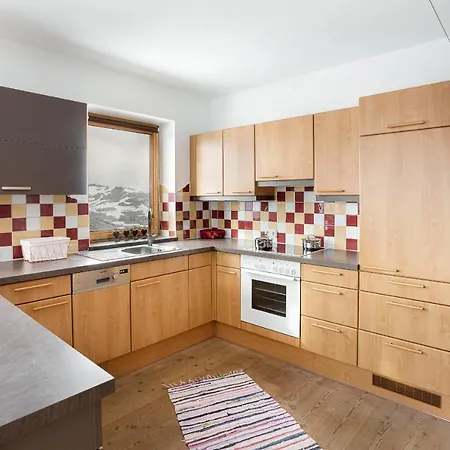 Maierhof Apartments Apartment